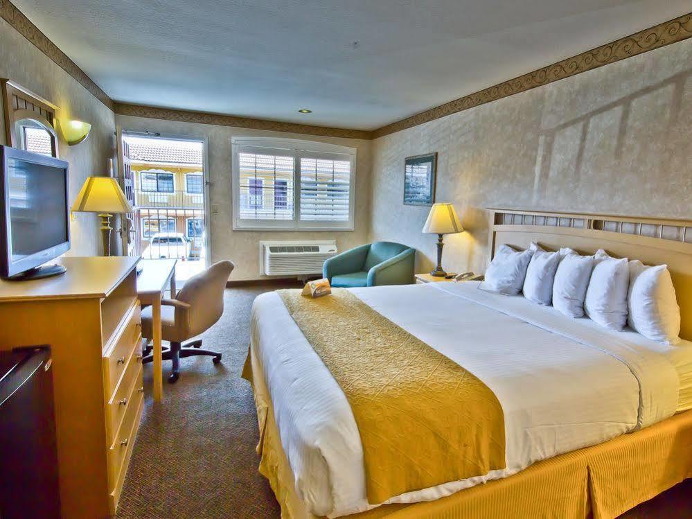 Bay Area Inn & Suites Hayward Ngoại thất bức ảnh